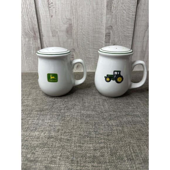 John Deere Gibson Ceramic Tractor Vtg Salt & Pepper Shakers w/ Handle Farmhouse - Picture 2 of 8